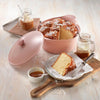 Cocotte personnalisable en métal 28 cm rose L'Incroyable Cookut