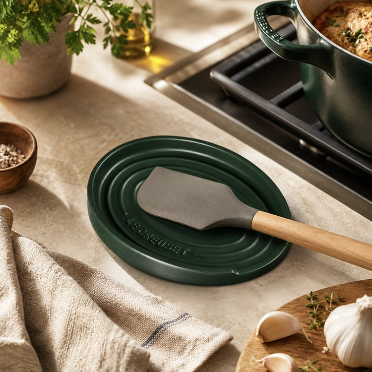Repose cuillère ovale en grès de 16 cm forêt Le Creuset