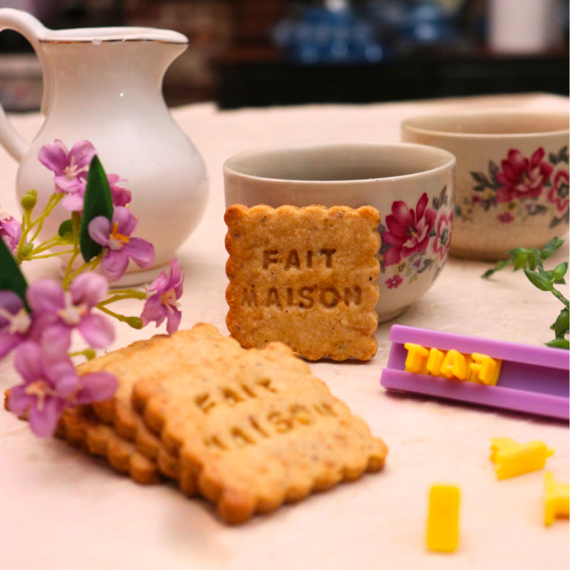 Kit tampons à biscuits chiffres et lettres Patisdecor